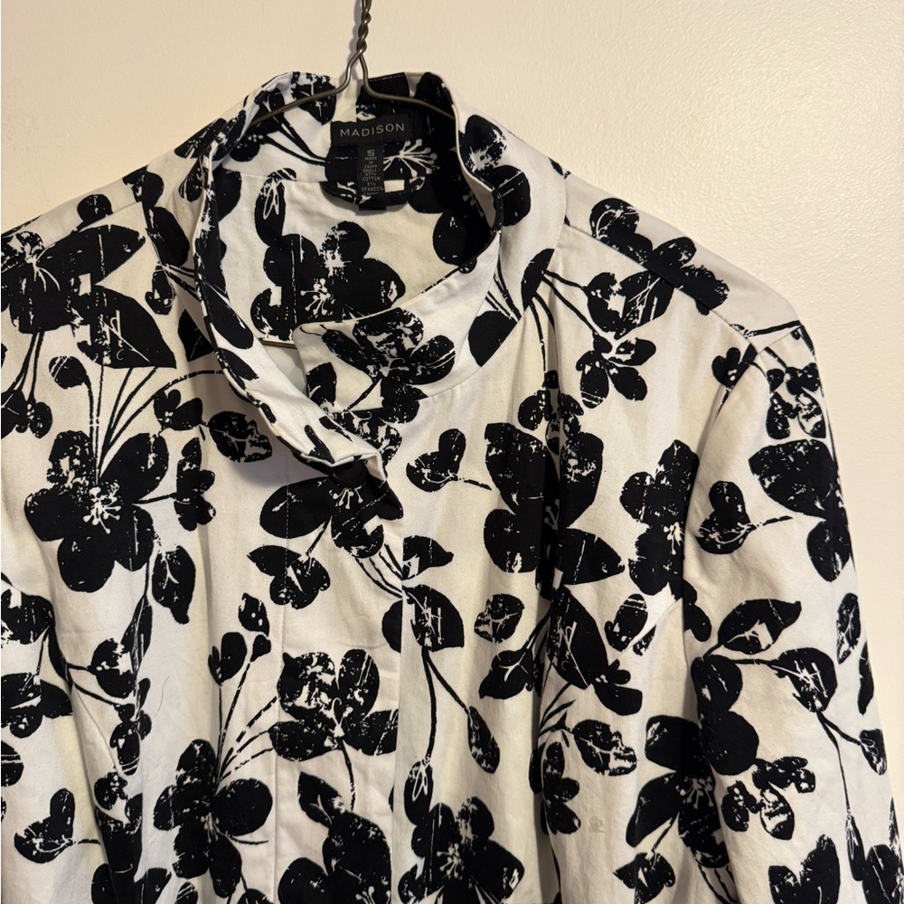 Black & White Floral Womens Dress Coat - Picture 2 of 3